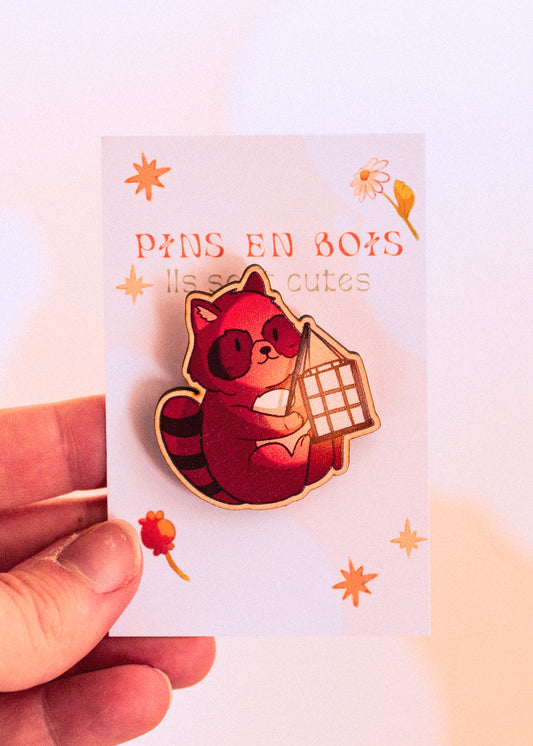 Wooden pins - Tanukis with a lantern